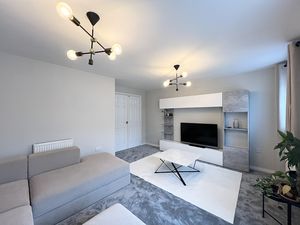 Photo 1- click for photo gallery